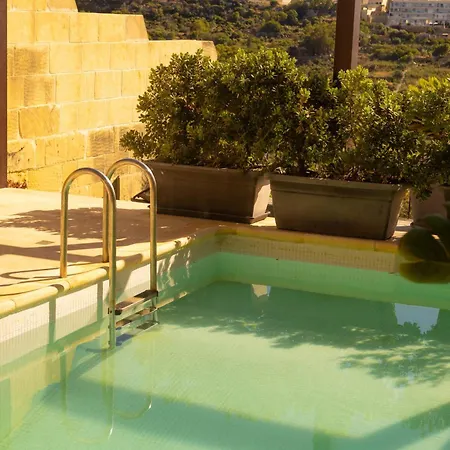 Aurelia Gozo Boutique Couette-café 4*