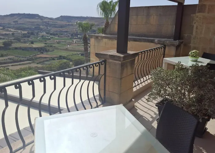 Aurelia Gozo Boutique